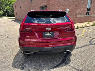 2024 Cadillac XT4 Premium Luxury