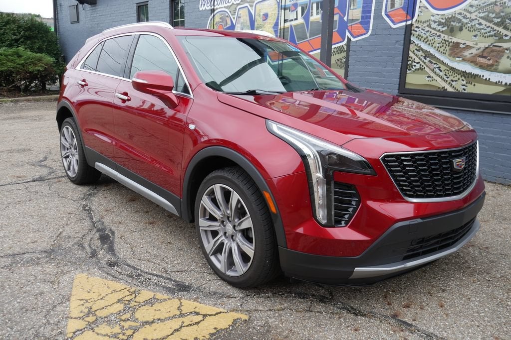 2021 Cadillac XT4 AWD Premium Luxury