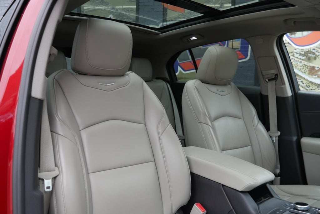 2021 Cadillac XT4 AWD Premium Luxury