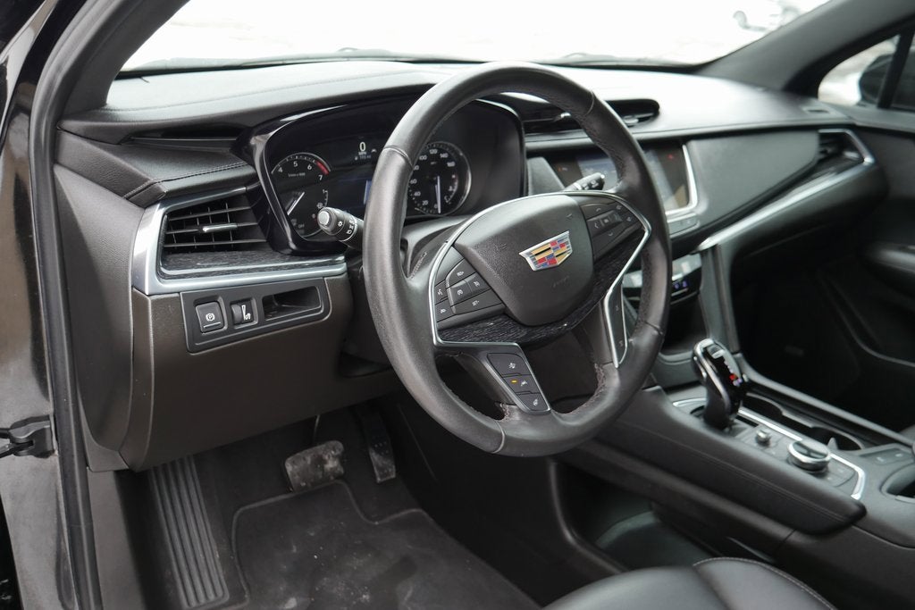 2022 Cadillac XT5 Premium Luxury