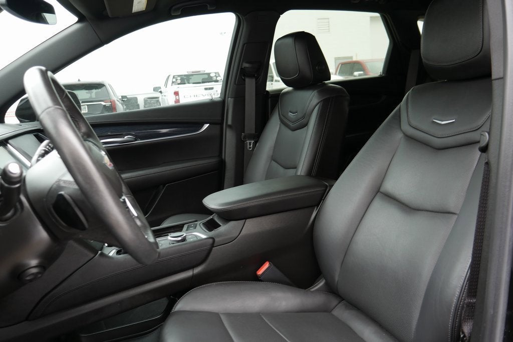 2022 Cadillac XT5 Premium Luxury