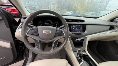 2019 Cadillac XT5 Luxury FWD