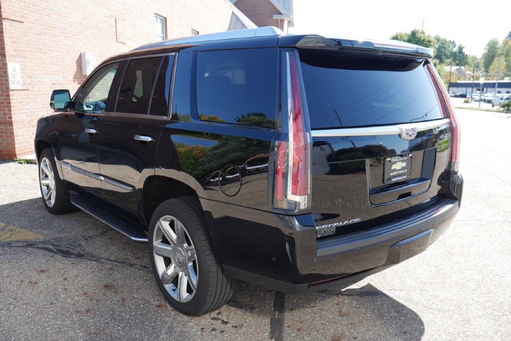 2020 Cadillac Escalade Luxury