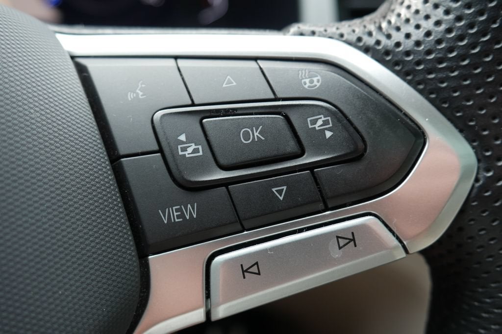 2023 Volkswagen Atlas 3.6L V6 SEL R-Line Black
