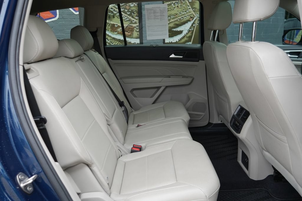 2023 Volkswagen Atlas 3.6L V6 SEL R-Line Black