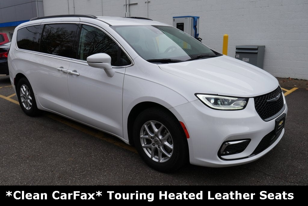 2022 Chrysler Pacifica Touring L