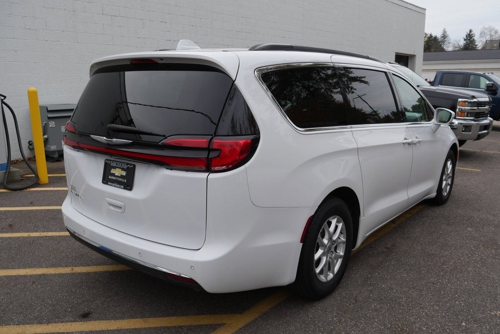 2022 Chrysler Pacifica Touring L