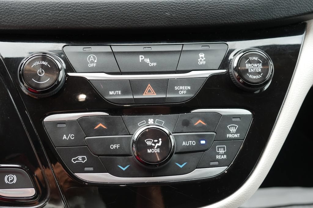 2018 Chrysler Pacifica Touring Plus