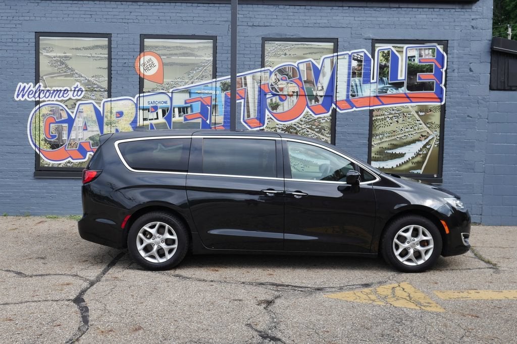2018 Chrysler Pacifica Touring Plus