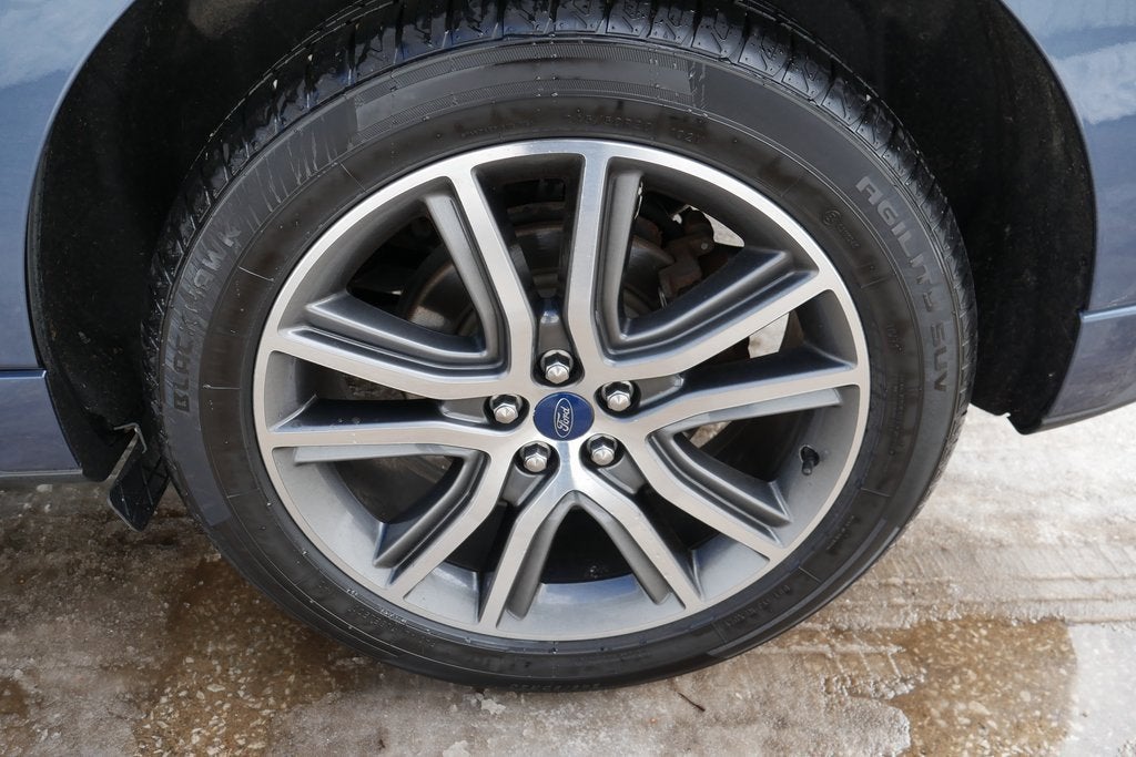 2019 Ford Edge Titanium