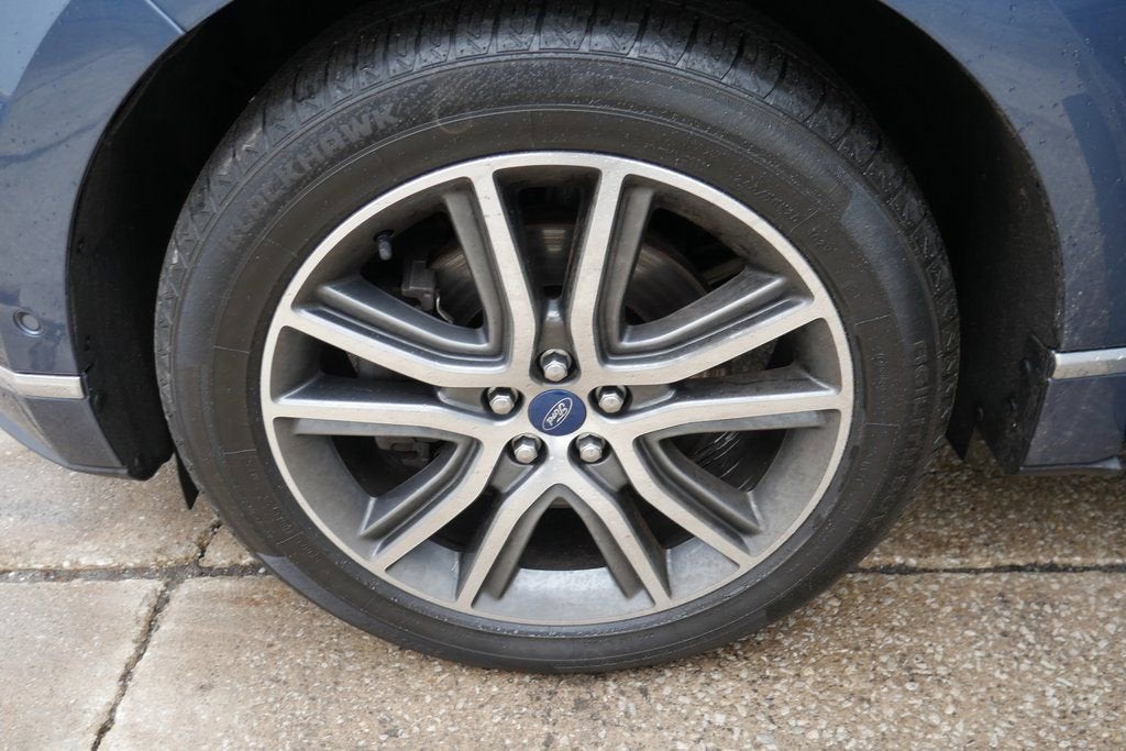 2019 Ford Edge Titanium