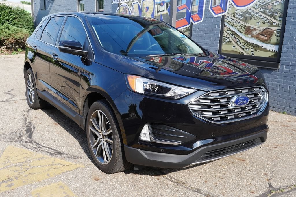2024 Ford Edge Titanium