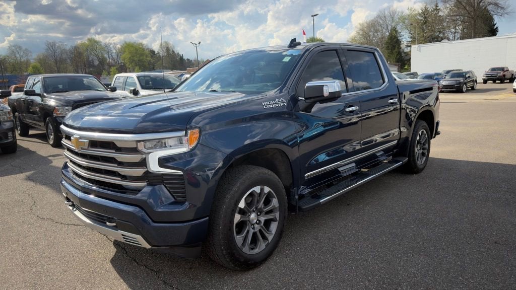 2022 Chevrolet Silverado 1500 High Country