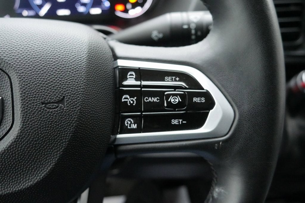 2022 RAM ProMaster Window Van Base