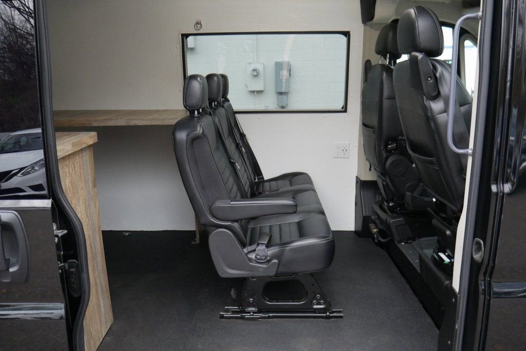 2022 RAM ProMaster Window Van Base