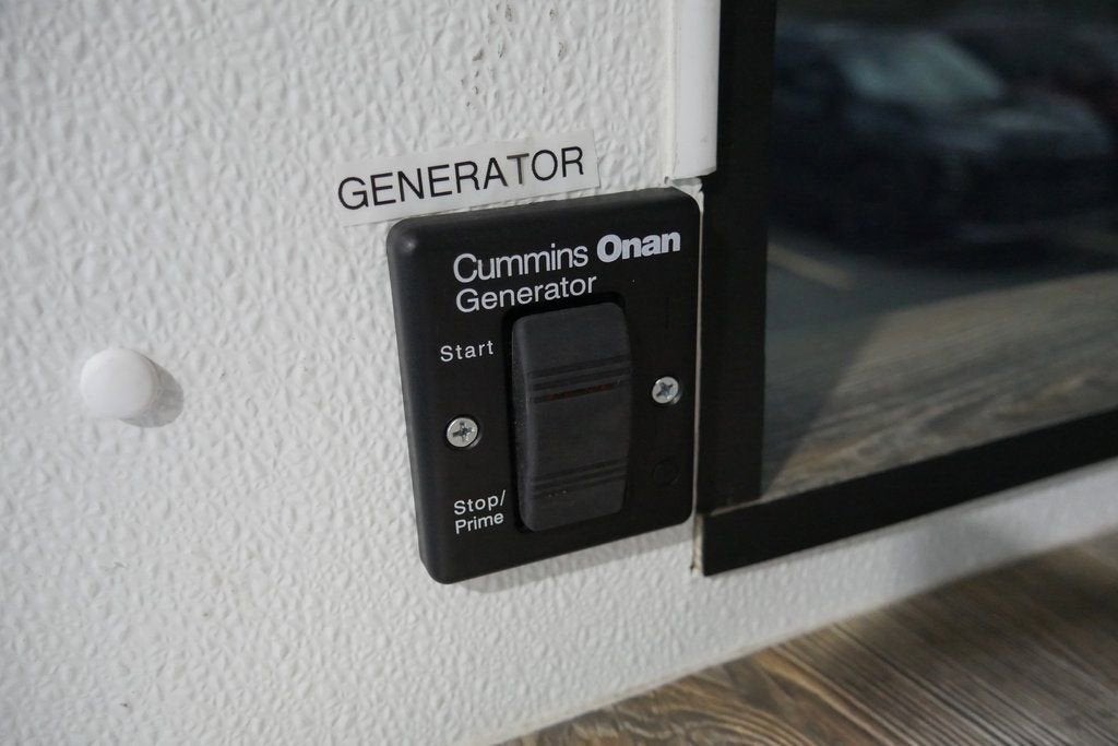 2022 RAM ProMaster Window Van Base