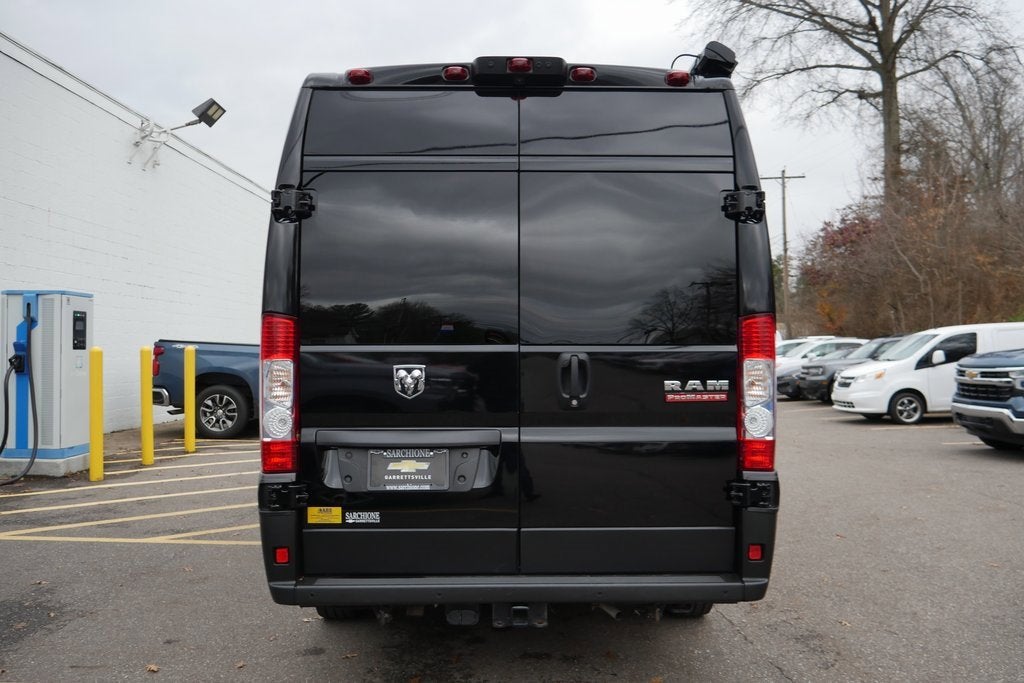 2022 RAM ProMaster Window Van Base