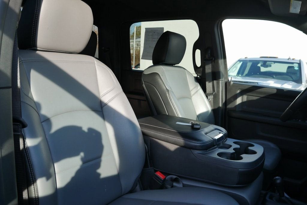 2024 RAM 5500 Chassis Cab Tradesman