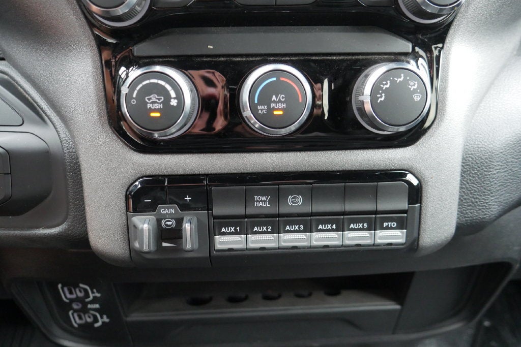 2025 RAM 5500 Chassis Cab Tradesman