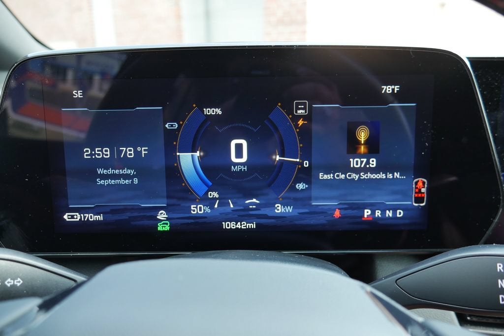 2025 Chevrolet Equinox EV RS