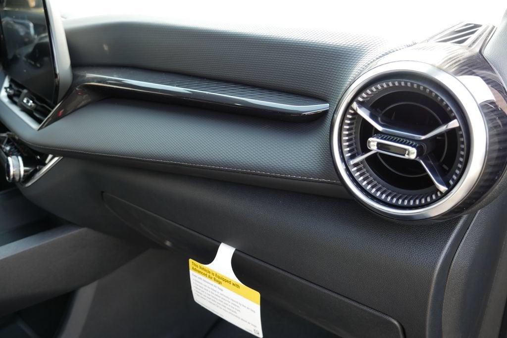 2027 Chevrolet Equinox LT - Photo 10