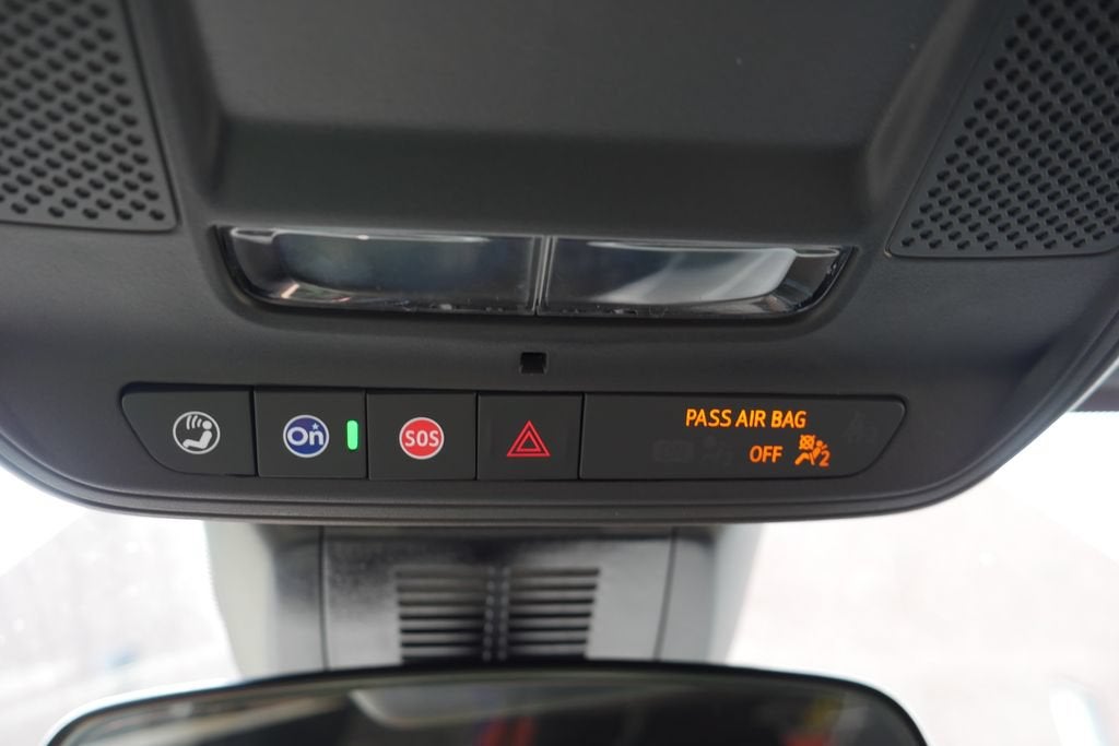 2027 Chevrolet Equinox LT - Photo 23