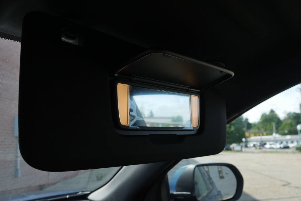 2027 Chevrolet Equinox LT - Photo 24