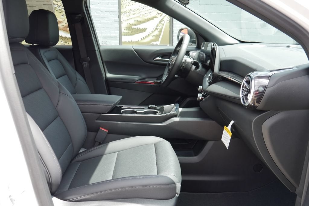 2027 Chevrolet Equinox AWD LT