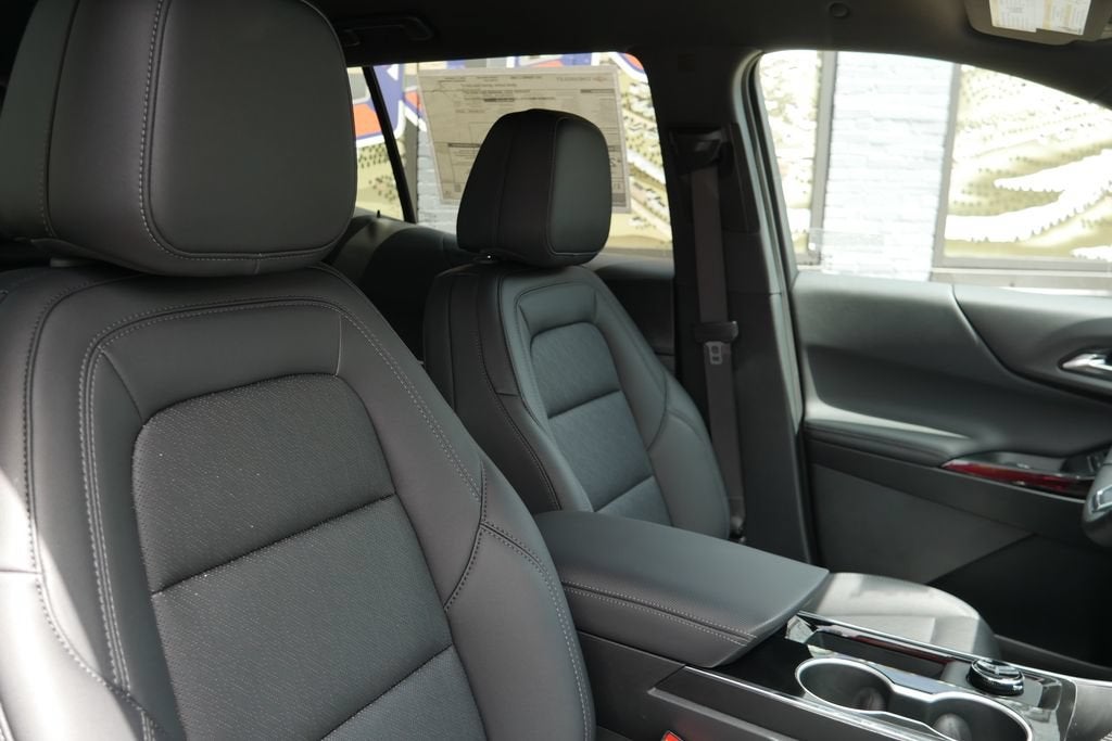 2027 Chevrolet Equinox AWD LT
