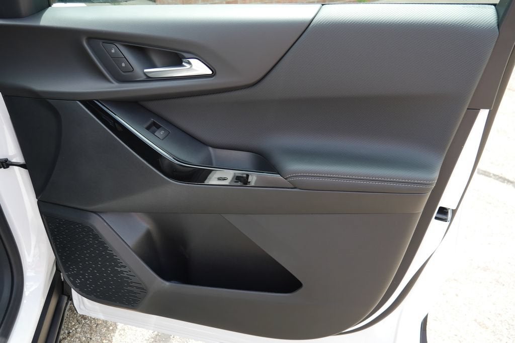 2027 Chevrolet Equinox AWD LT