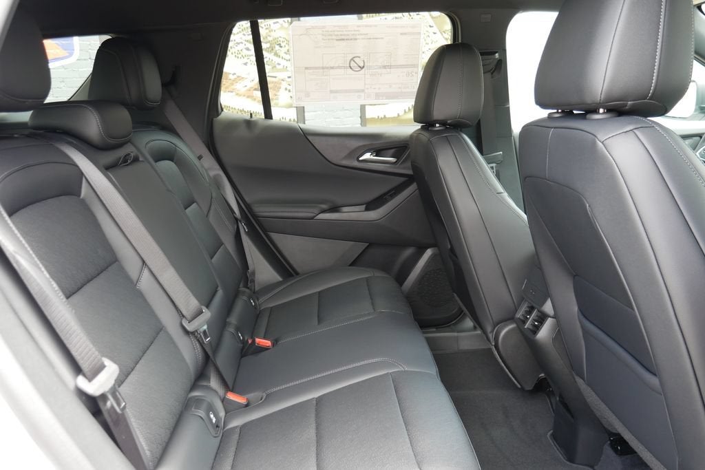 2027 Chevrolet Equinox AWD LT