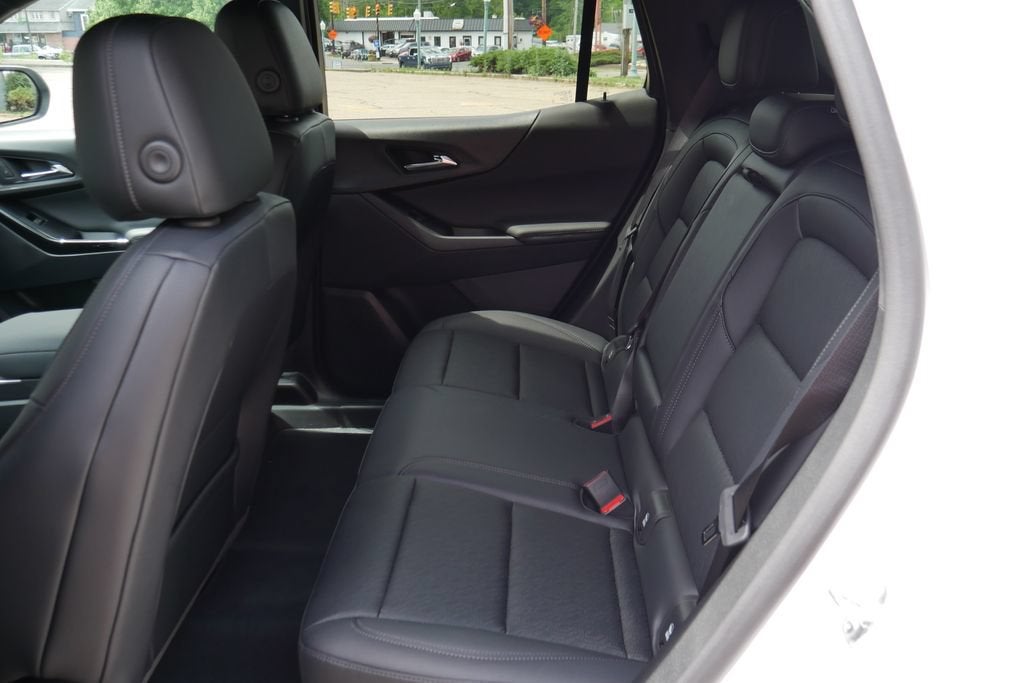 2027 Chevrolet Equinox AWD LT