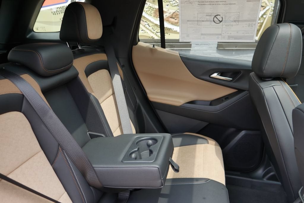 2027 Chevrolet Equinox AWD ACTIV