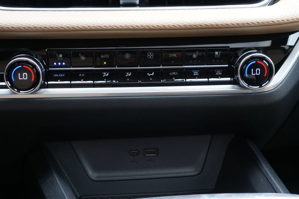2027 Chevrolet Equinox AWD ACTIV