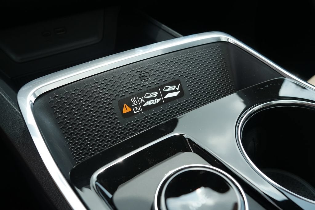 2027 Chevrolet Equinox AWD ACTIV