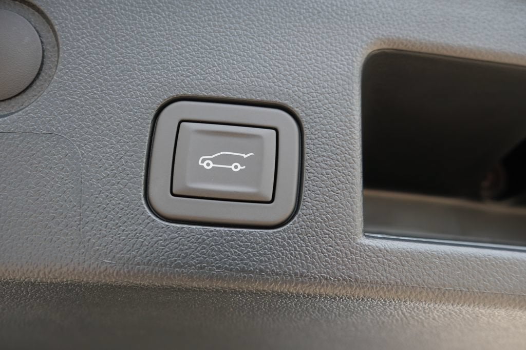 2027 Chevrolet Equinox AWD ACTIV