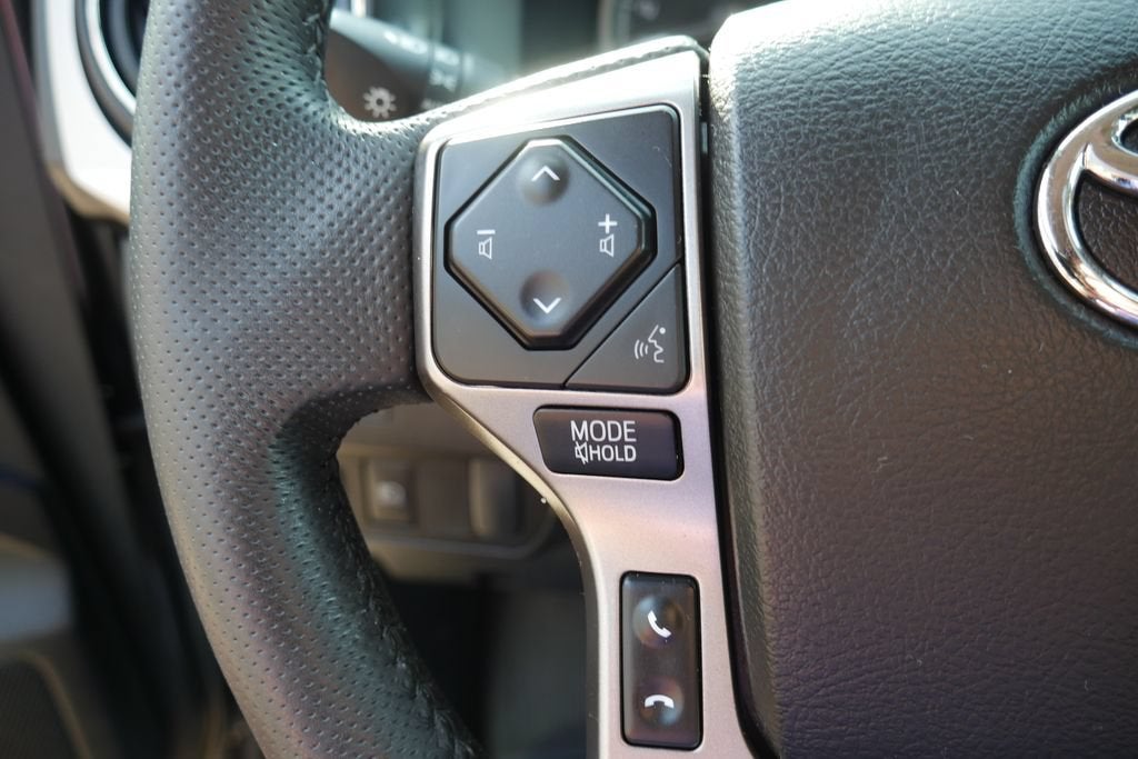 2022 Toyota Tacoma 4WD SR