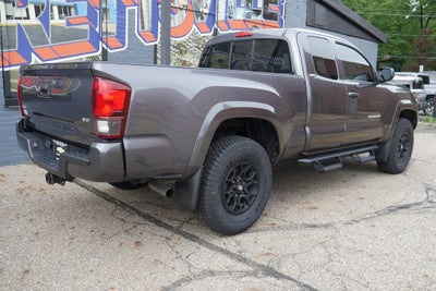 2022 Toyota Tacoma 4WD SR