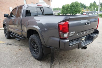 2022 Toyota Tacoma 4WD SR