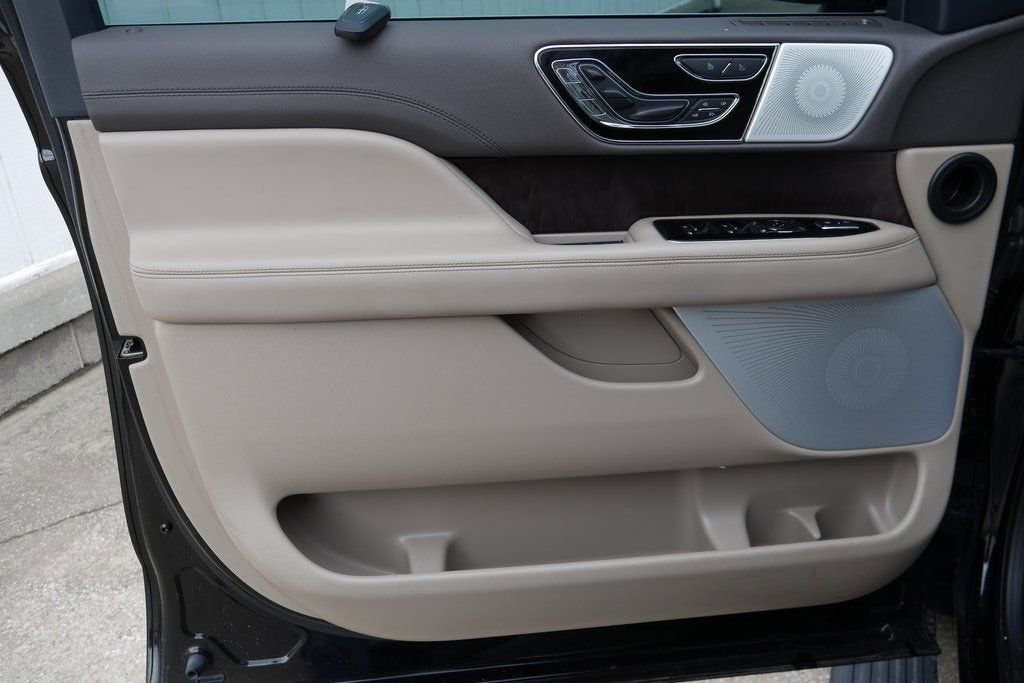 2022 Lincoln Navigator Reserve