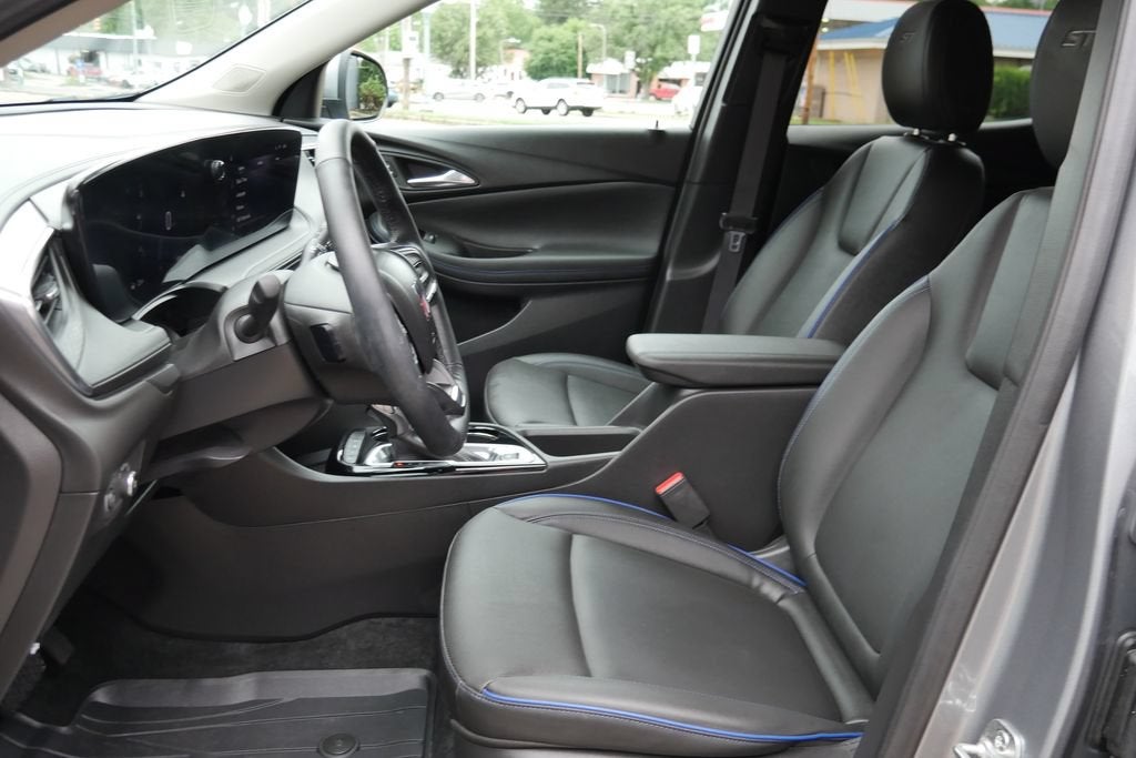 2025 Buick Encore GX Sport Touring