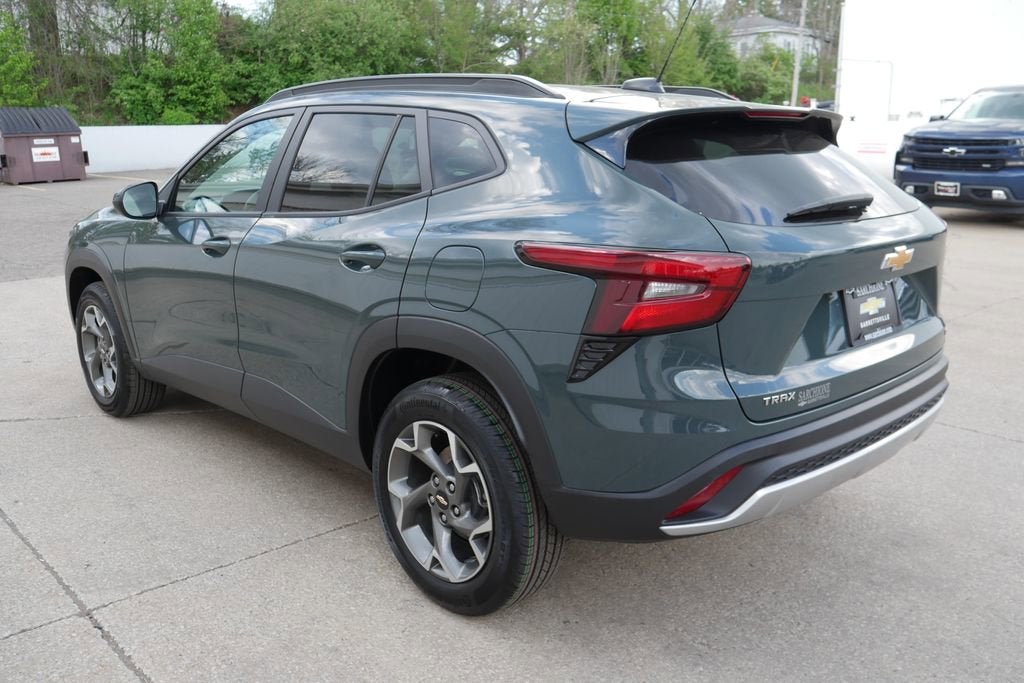 2025 Chevrolet Trax LT