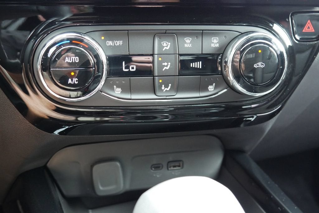 2026 Chevrolet Trax RS - Photo 24