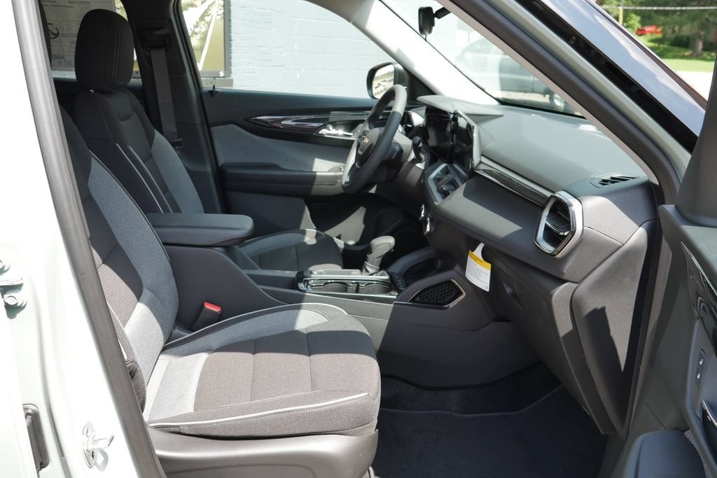 2026 Chevrolet Trailblazer LS - Photo 8