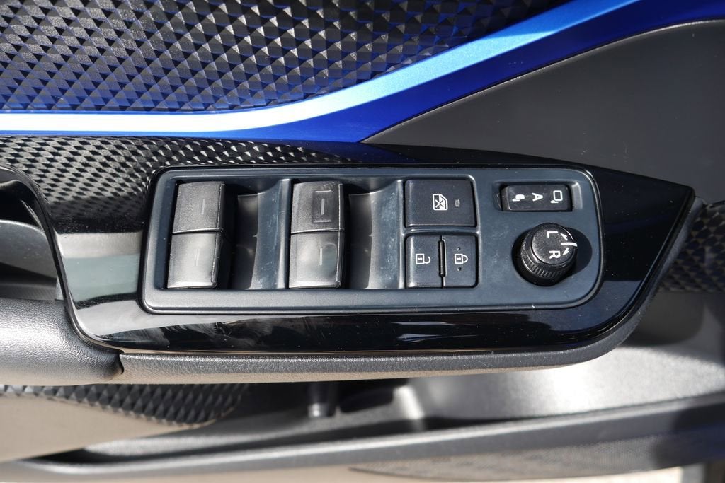 2021 Toyota C-HR LE
