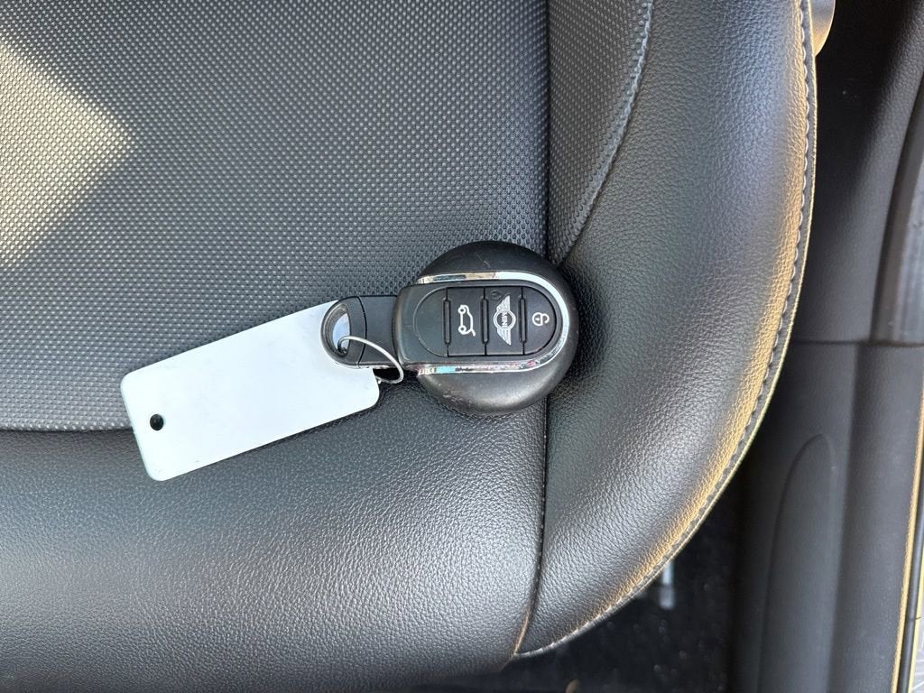 2016 MINI Cooper Hardtop 4 Door Base