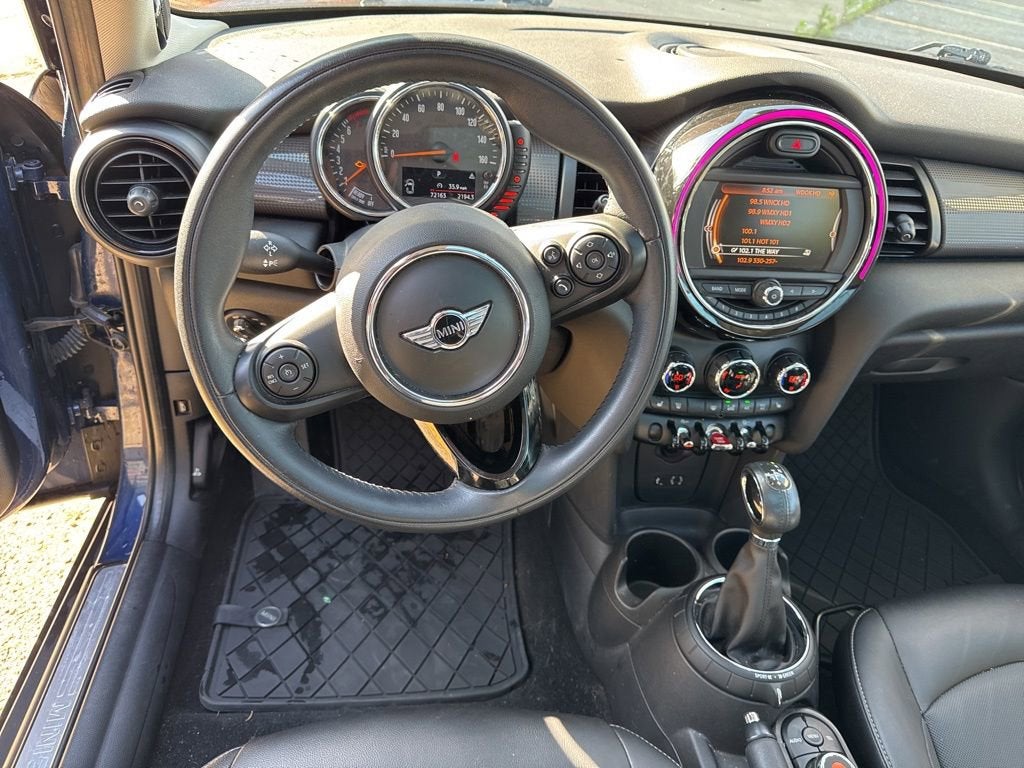 2016 MINI Cooper Hardtop 4 Door Base