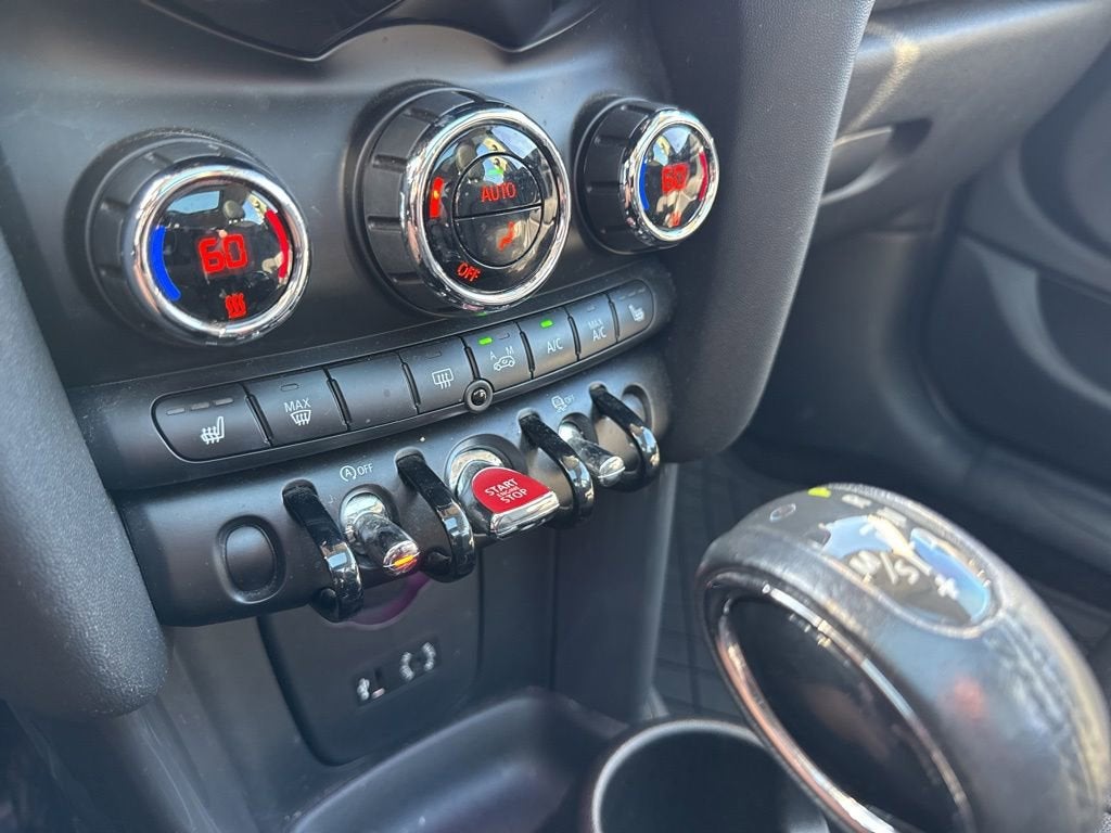 2016 MINI Cooper Hardtop 4 Door Base