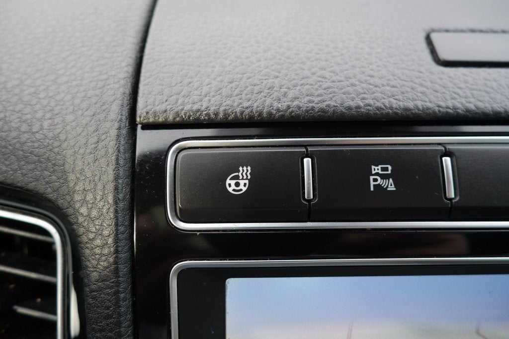 2017 Volkswagen Touareg Wolfsburg Edition