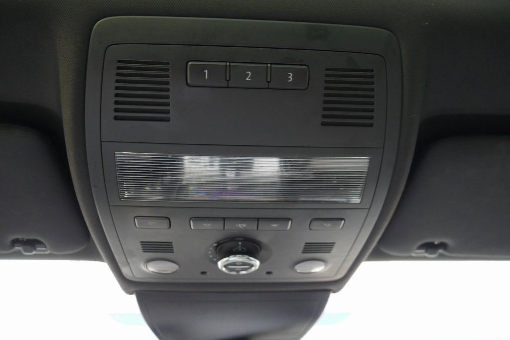 2017 Volkswagen Touareg Wolfsburg Edition